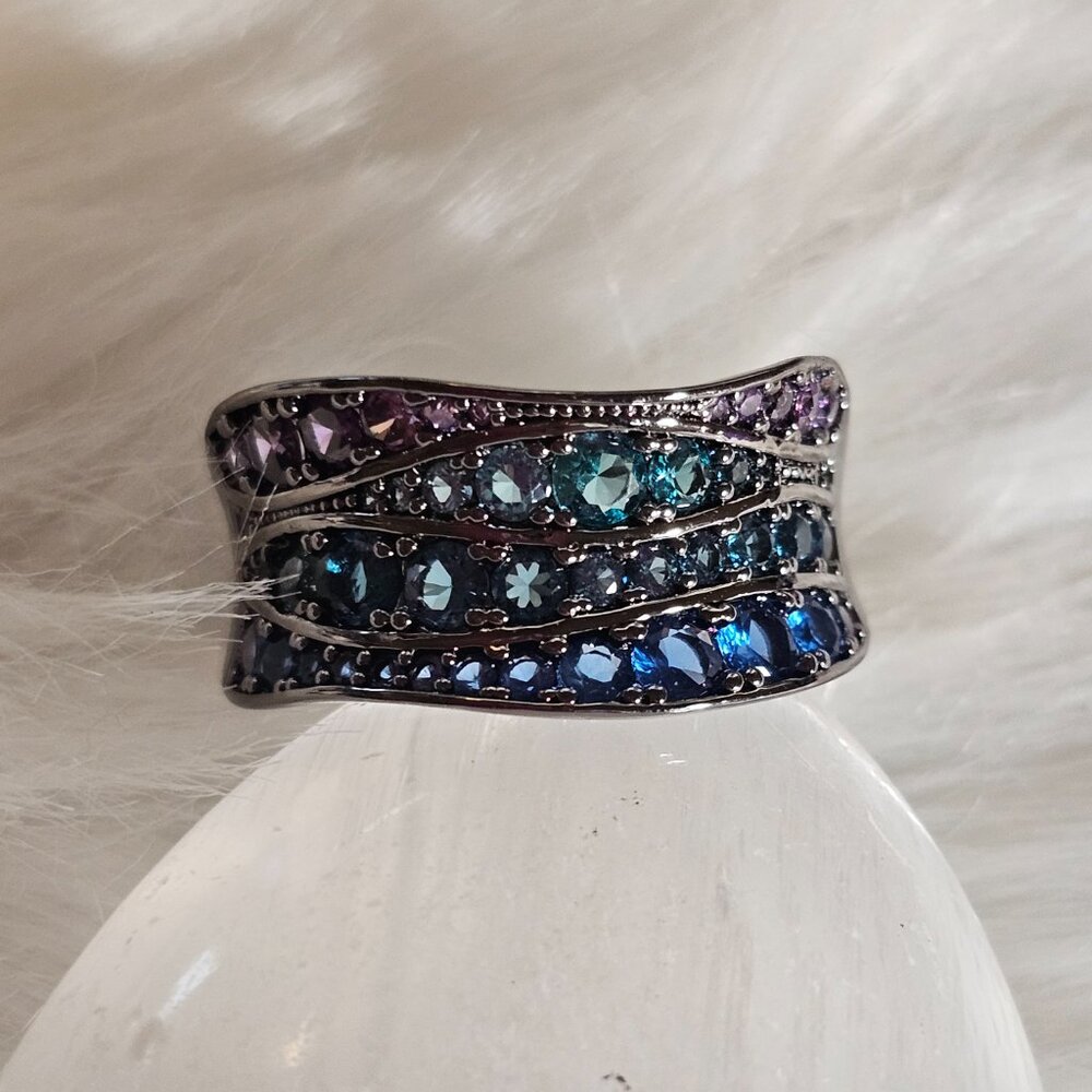 Bomb Party Sirens Phantom Currants Ring Size 11 Multicolored Hematite Plating